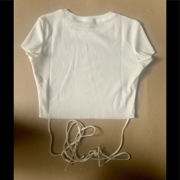 NWOT Crop top - Picture 2 of 3